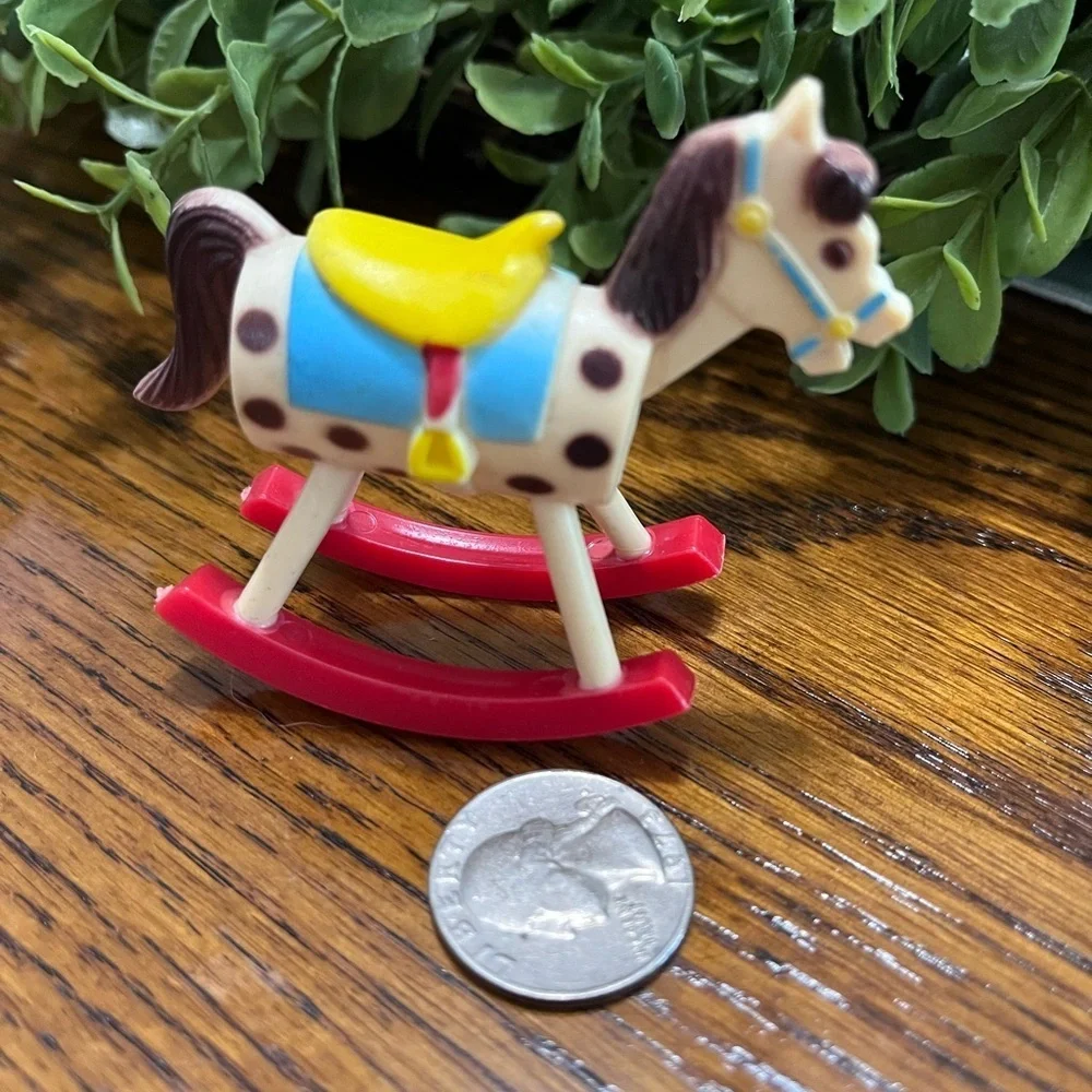 Miniature Dollhouse Rocking Horse Wilton Cake‎ Topper Toy Plastic Figurine HK